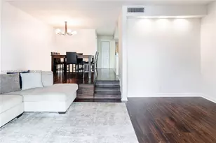 8980 Palm Tree Ln, Pembroke Pines, FL 33024 - Photo 11