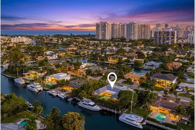 424 Alamanda Dr, Hallandale Beach, FL 33009 - Photo 53