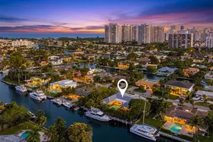 424 Alamanda Dr, Hallandale Beach, FL 33009 - Photo 53