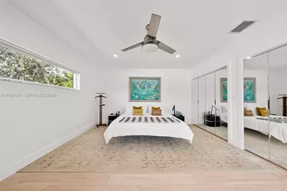 424 Alamanda Dr, Hallandale Beach, FL 33009 - Photo 37