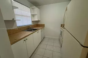 8500 SW 109th Ave, Miami, FL 33173 - Photo 3