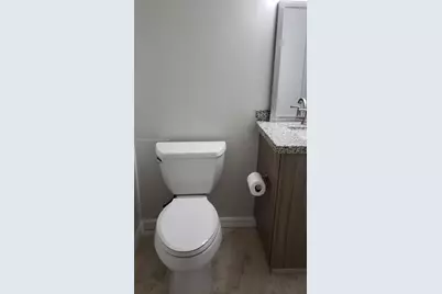 7470 Miami Lakes Dr #B208, Miami Lakes, FL 33014 - Photo 21
