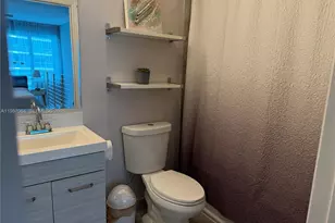 60 SW 13th St, Miami, FL 33130 - Photo 13