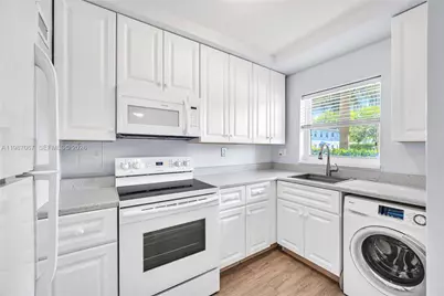 7621 SW 55th Ave #21A, Miami, FL 33143 - Photo 9