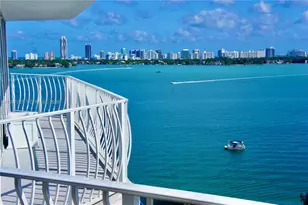 7601 E Treasure Dr, North Bay Village, FL 33141 - Photo 3