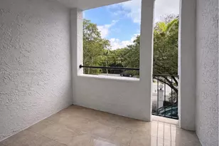 1660 NE 135th St, North Miami, FL 33181 - Photo 3