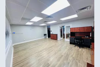 8390 W Flagler St #106, Miami, FL 33144 - Photo 9