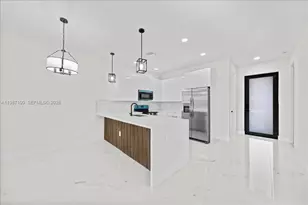 1202 NE 8th Pl, Cape Coral, FL 33909 - Photo 7