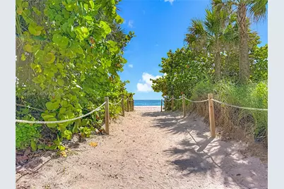 6061 Collins Ave #12D, Miami Beach, FL 33140 - Photo 5