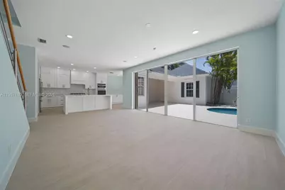 174 Satin Leaf Dr #174, Jupiter, FL 33458 - Photo 11