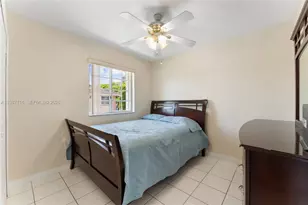 6755 NW 182nd St, Hialeah, FL 33015 - Photo 25