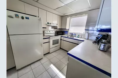 1750 S Ocean Blvd #509E, Lauderdale by the Sea, FL 33062 - Photo 9