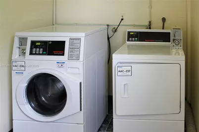 1750 S Ocean Blvd #509E, Lauderdale by the Sea, FL 33062 - Photo 31