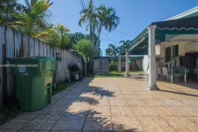 3495 W 2nd Ave, Hialeah, FL 33012 - Photo 13