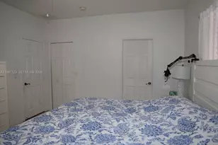 7812 NW 198th St, Hialeah, FL 33015 - Photo 9