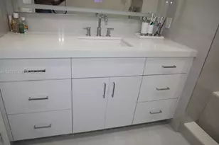 7812 NW 198th St, Hialeah, FL 33015 - Photo 15