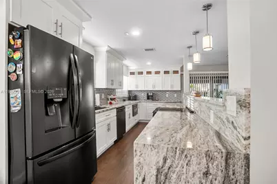 9841 NW 24th St, Coral Springs, FL 33065 - Photo 11