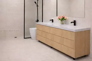 7880 NE Bayshore Ct, Miami, FL 33138 - Photo 5