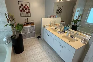 18164 SW 149th Pl, Miami, FL 33187 - Photo 15