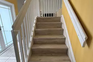 18164 SW 149th Pl, Miami, FL 33187 - Photo 11