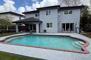 18164 SW 149th Pl, Miami, FL 33187 - Photo 3