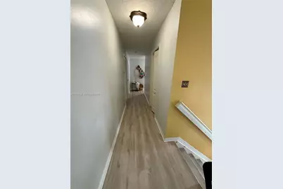 18164 SW 149th Pl, Miami, FL 33187 - Photo 13