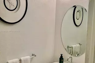 4002 NW 11 Dr, Lauderhill, FL 33313 - Photo 11