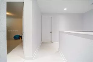 11674 SW 13th Ln, Pembroke Pines, FL 33025 - Photo 15