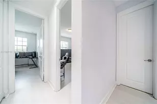 11674 SW 13th Ln, Pembroke Pines, FL 33025 - Photo 13