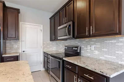 1101 Banyan Dr, Hollywood, FL 33021 - Photo 7