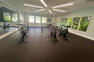 8167 NW 41st St, Doral, FL 33166 - Photo 13