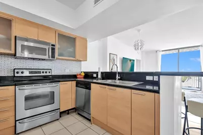 140 S Dixie Hwy #403, Hollywood, FL 33020 - Photo 9