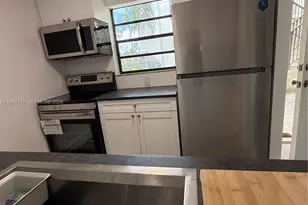 8261 SW 128th St, Pinecrest, FL 33156 - Photo 5