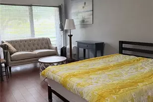 2633 NE 32nd St, Fort Lauderdale, FL 33306 - Photo 3