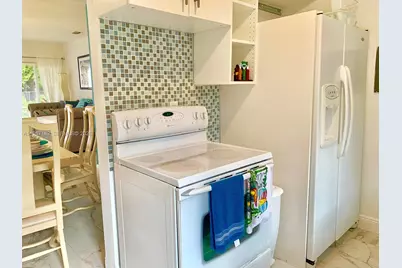 2 NE 45th St, Miami, FL 33137 - Photo 19