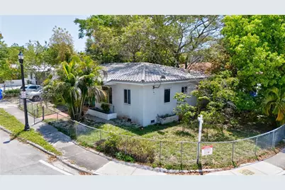 2 NE 45th St, Miami, FL 33137 - Photo 5