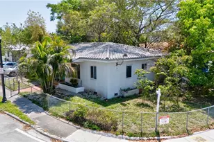 2 NE 45th St, Miami, FL 33137 - Photo 5