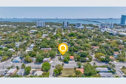 2 NE 45th St, Miami, FL 33137 - Photo 27