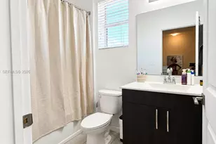 2370 SE 15th St, Homestead, FL 33035 - Photo 11