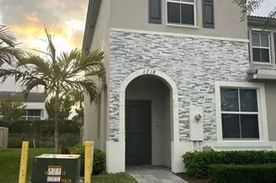 1718 SE 26th Ter, Homestead, FL 33035 - Photo 1