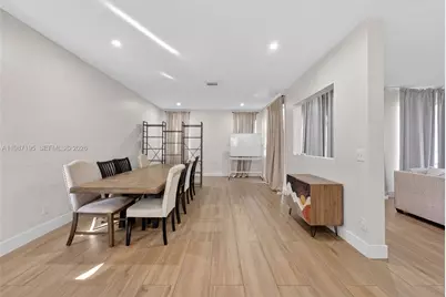 2166 NW 191st Ave, Pembroke Pines, FL 33029 - Photo 17