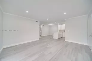 677 Trace Cir, Deerfield Beach, FL 33441 - Photo 5