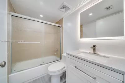 677 Trace Cir #211, Deerfield Beach, FL 33441 - Photo 25