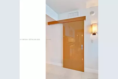6801 Collins Ave #1104, Miami Beach, FL 33141 - Photo 21