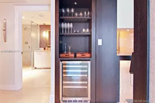 6801 Collins Ave, Miami Beach, FL 33141 - Photo 9