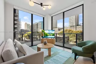 11 NE 6th St, Miami, FL 33132 - Photo 1