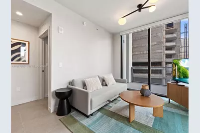 11 NE 6th St #301, Miami, FL 33132 - Photo 3