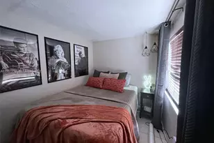 2040 NE 183rd St, North Miami Beach, FL 33179 - Photo 19