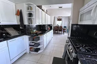 2040 NE 183rd St, North Miami Beach, FL 33179 - Photo 21