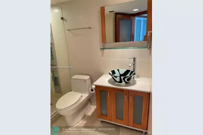 3600 Mystic Pointe Dr #1404, Aventura, FL 33180 - Photo 9